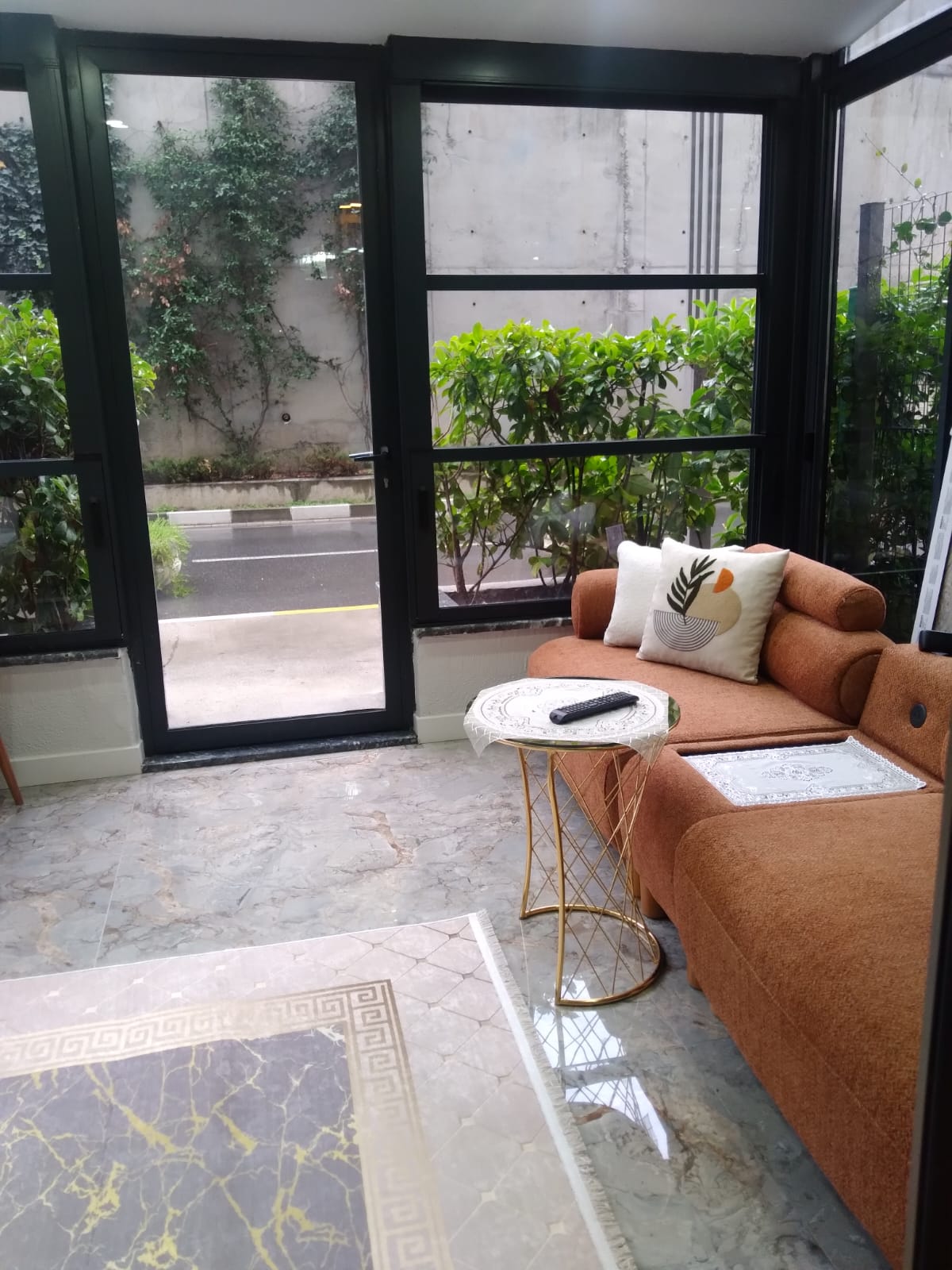 Luxury 1+1 Furnished Apartment for Rent in Istanbul Topkapı Site