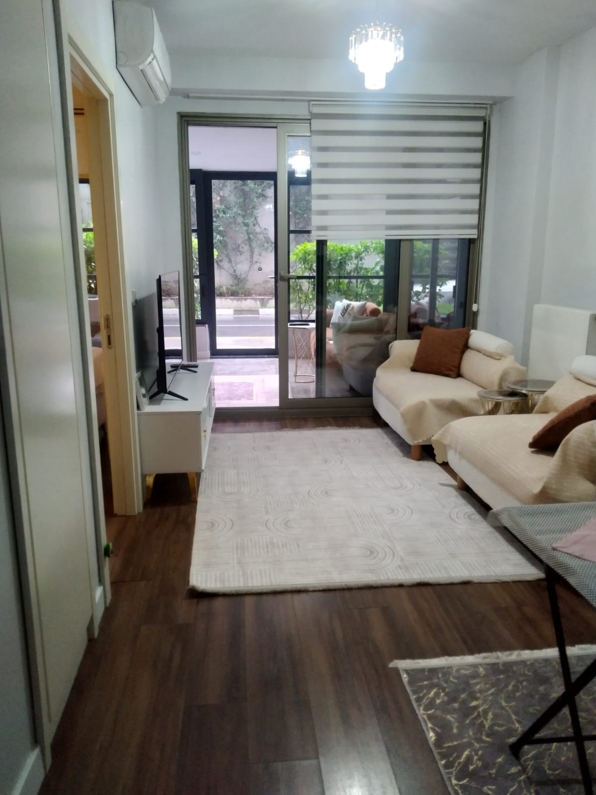 Luxury 1+1 Furnished Apartment for Rent in Istanbul Topkapı Site