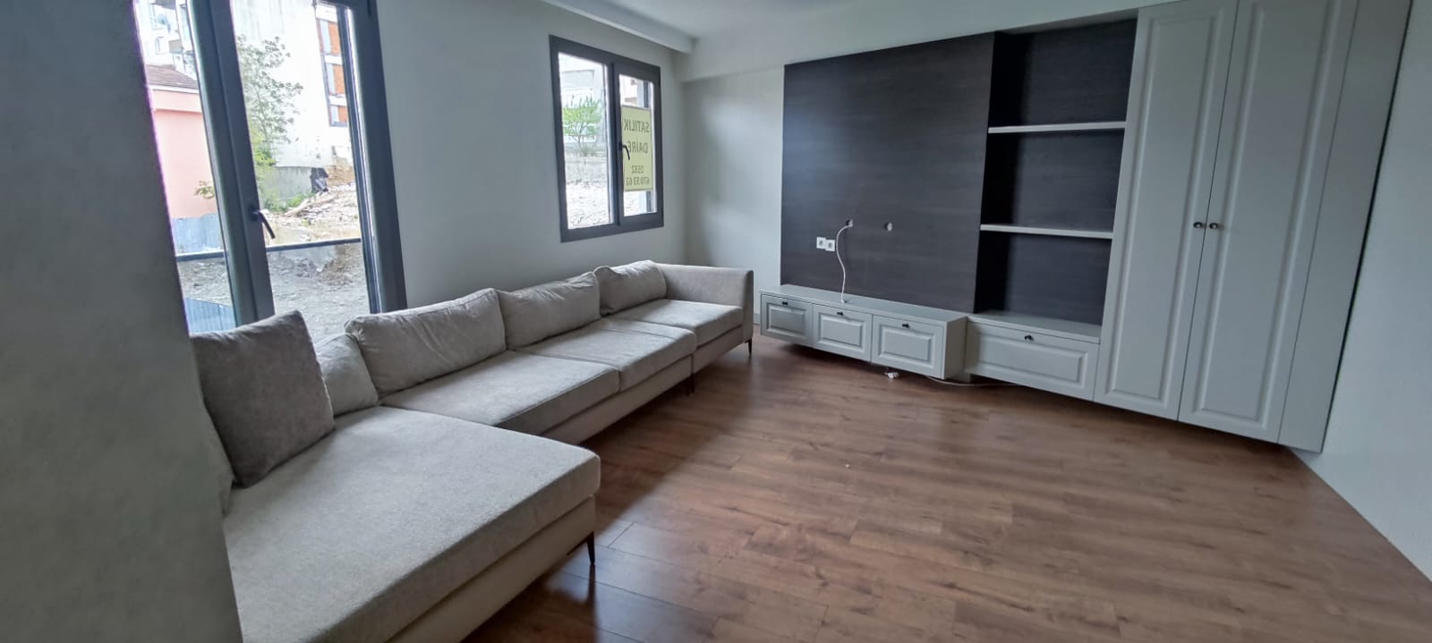دوبلکس لوکس خالی 3+1 در اسکودار کیسیکلی، نزدیک تپه چاملیجا و مترو