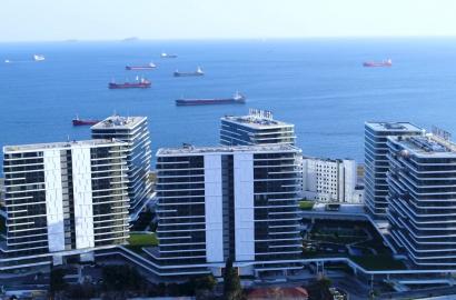 Yedi Mavi Zeytinburnu: 2+1 Seafront Apartment for Sale - Suitable for Citizenship