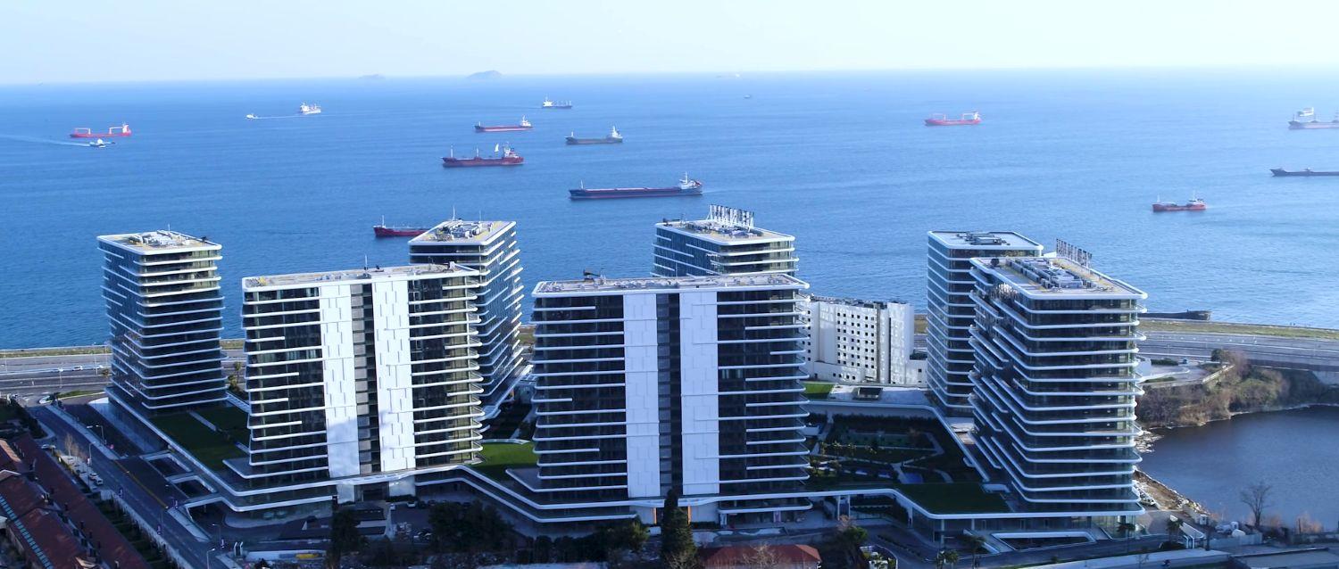 Yedi Mavi Zeytinburnu: 3+1 Seafront Apartment for Sale - Suitable for Citizenship