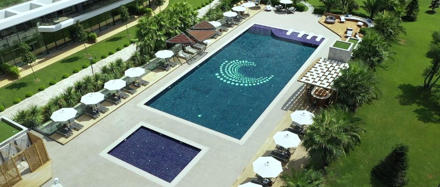 Yedi Mavi Zeytinburnu: 3+1 Seafront Apartment for Sale - Suitable for Citizenship