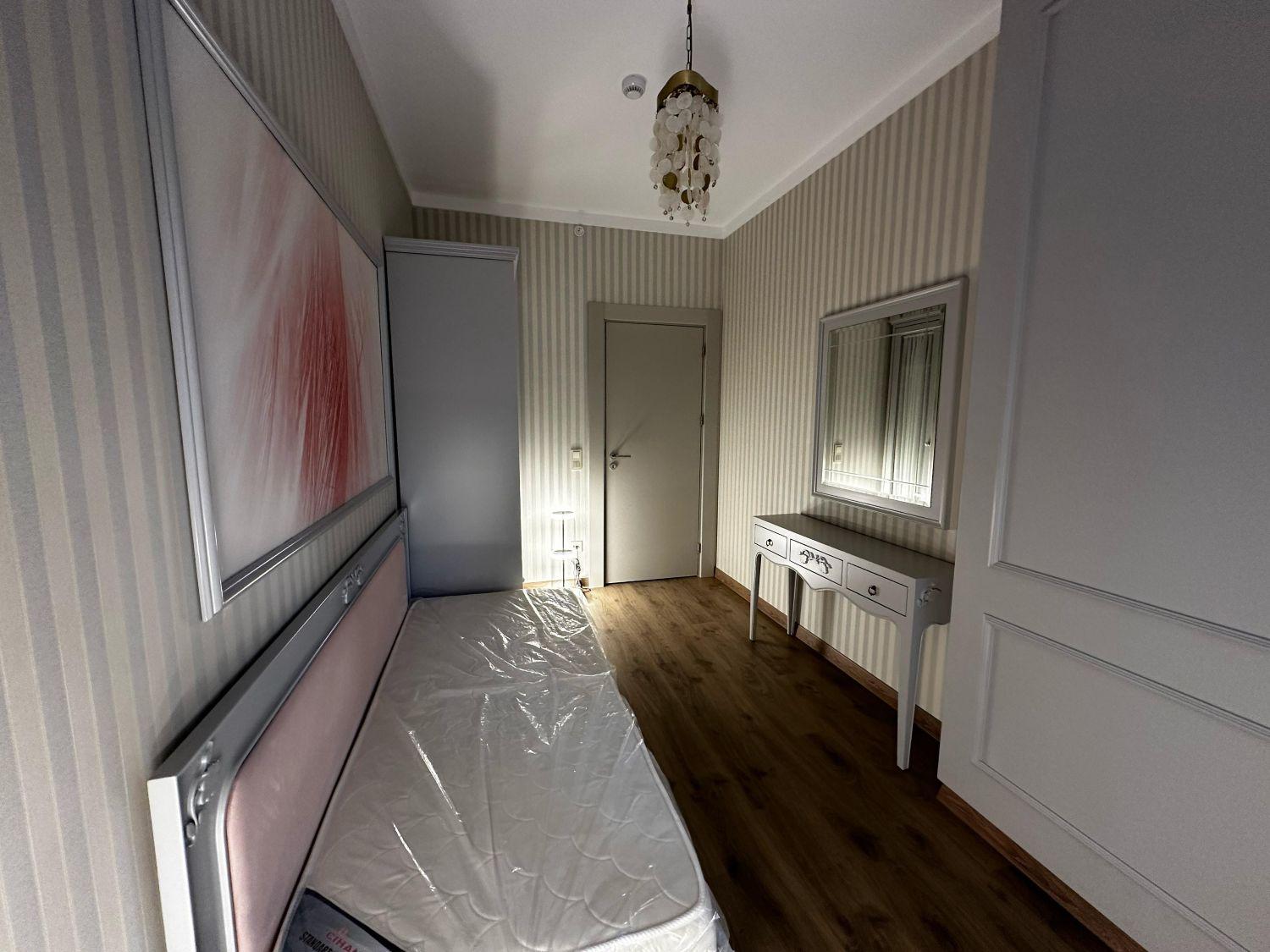 Kartal Sahile Yakın Lüks Satılık 1 Odalı Daire