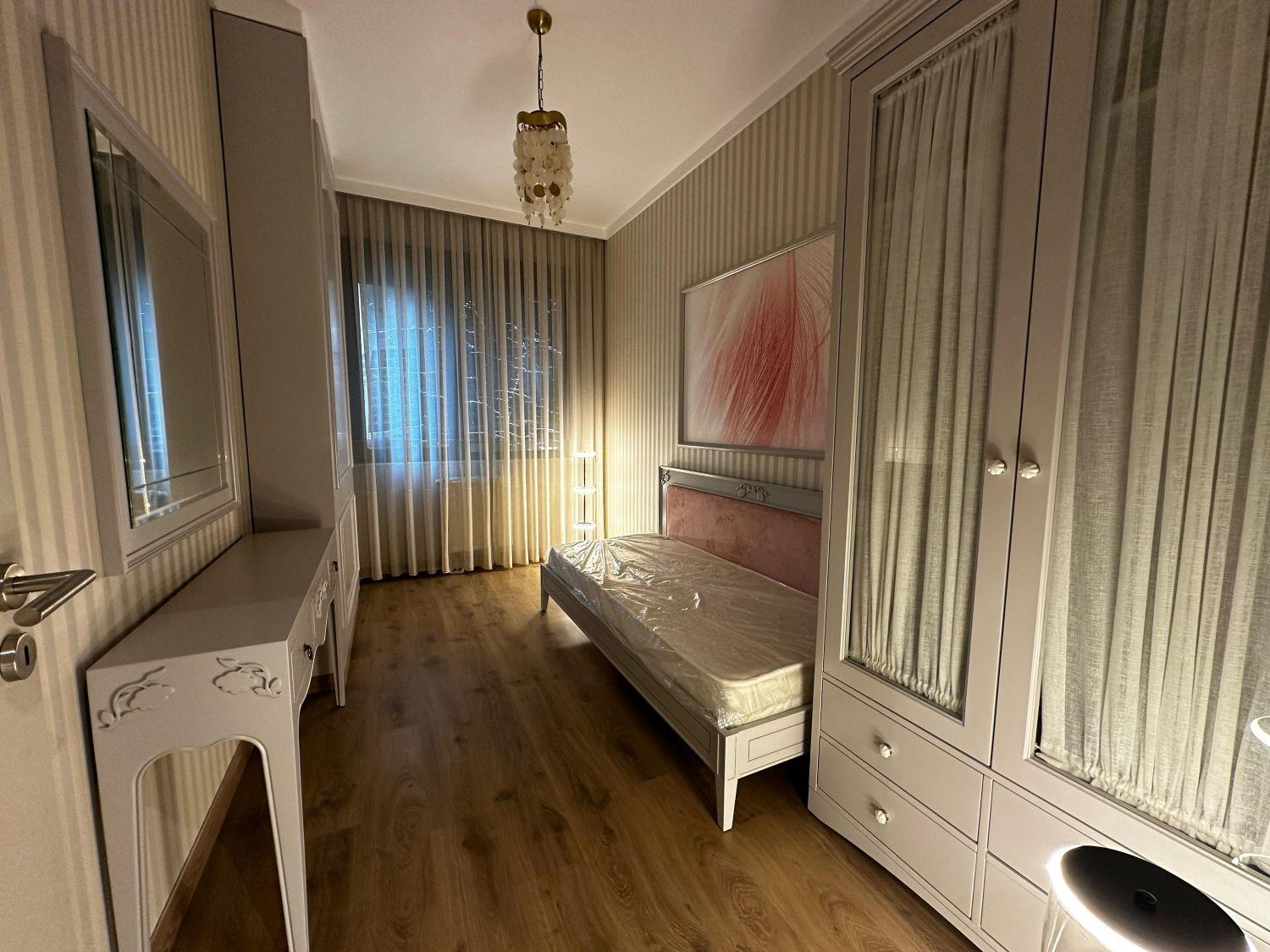 Kartal Sahile Yakın Lüks Satılık 1 Odalı Daire